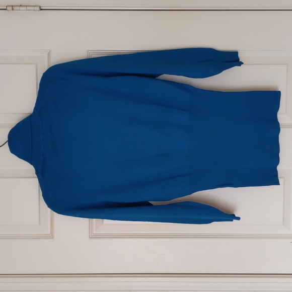 NWT. Express Woman's Rayon blended turtleneck sweater with front design. - Picture 5 of 5